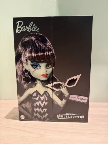 Monster High SKULLECTOR Frankie x Barbie
