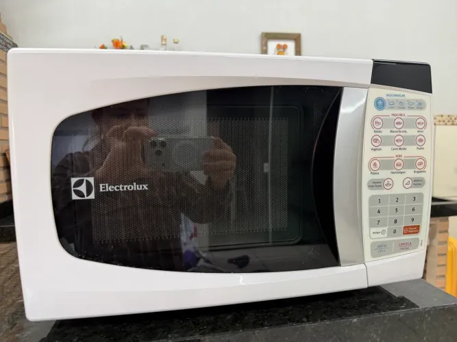 Microondas Electrolux 20 litros