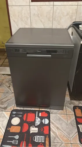 Lava louça mideia 14 serviços 127 V 3 meses de uso