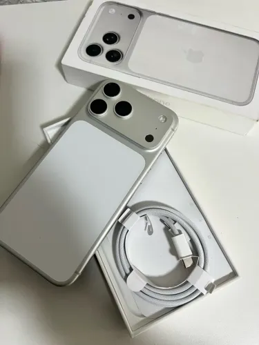 iPhone 17 Pro Max(todo original)