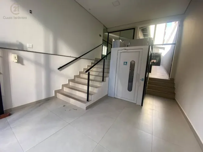 Casa para alugar em Londrina, Centro, com 5 quartos, com 240 m²