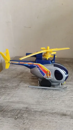Brinquedo Antigo helicóptero Duro na queda grasslite anos 80 ( usado)