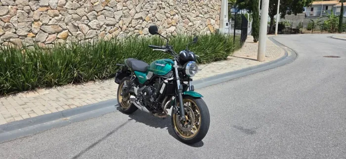 Kawasaki Z650 RS Verde Ano 2023