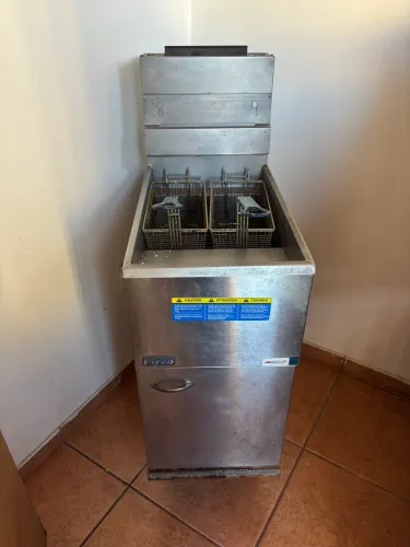 Fritadeira industrial a gás 