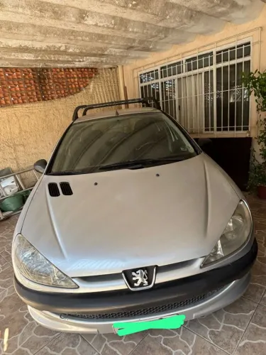 Peugeot 206 Presence 1.4/ 1.4 Flex 8V 5P 2004
