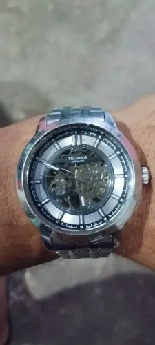 Relógio technos automático