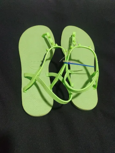 Chinelo rasteirinha havaianas 42