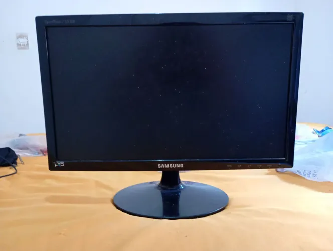 Monitor Samsung 18.5" polegadas 