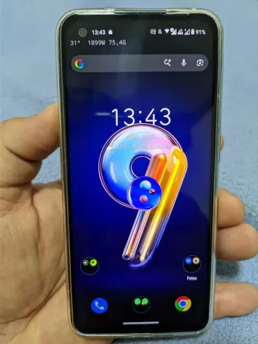 ZenFone 9