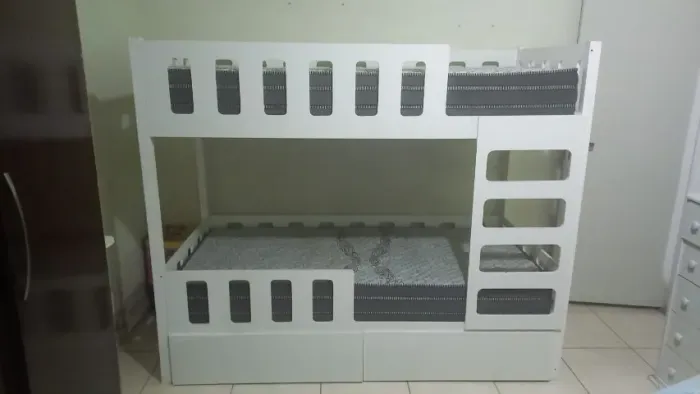 Cama Beliche - Madeira e 100%MDF