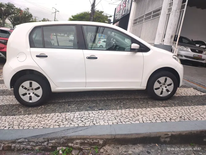 Volkswagen Up! Take 1.0 Total Flex 12V 5P 2015