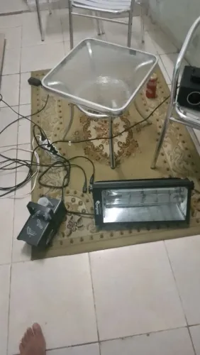 Vende se um jogo de iluminação profissional novo com documentos por 800 reais.