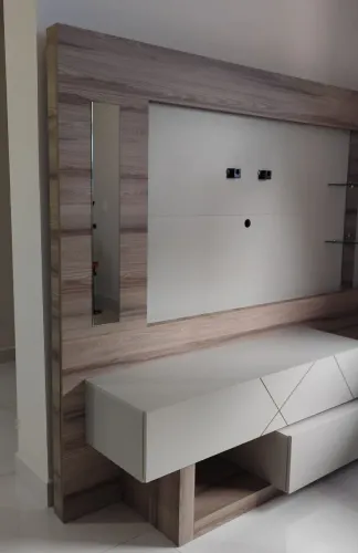 Painel para TV com Rack Moderno