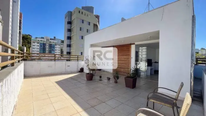 Cobertura à Venda no Luxemburgo | Vista Definitiva e Duplex com Terraço Privativo | RC Nun