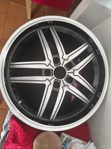 Aro 18 com 5 furos