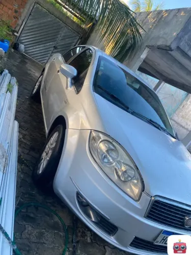 Fiat Linea Absolute 1.9/1.8 Flex Dualogic 4P 2011