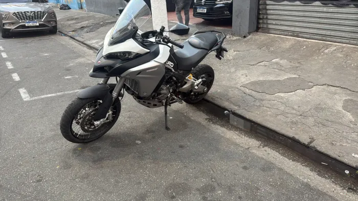 Ducati multistrada  2018  aceito troca 