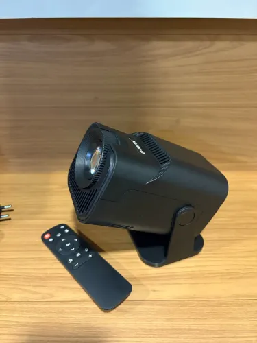 Projetor Portátil Ultra HD
