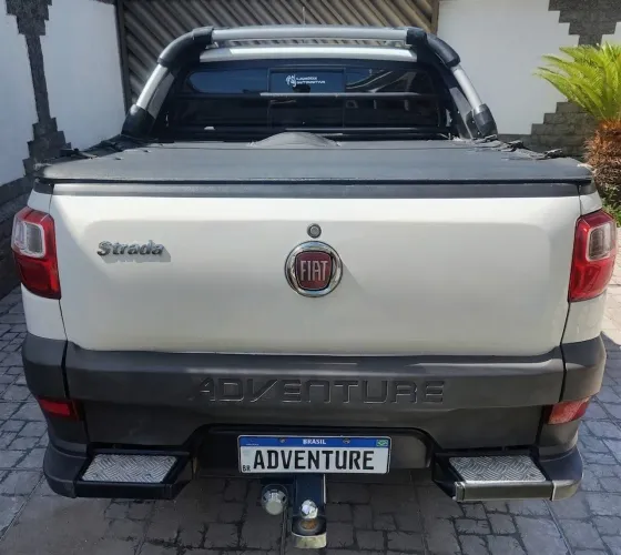 Fiat Strada Adventure1.8/ 1.8 Locker Flex CD 2015