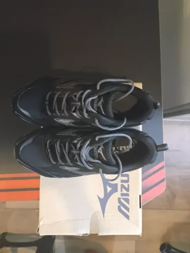 Tênis Casual Mizuno MZR Tech 41 Preto Original na Caixa - SEMINOVO