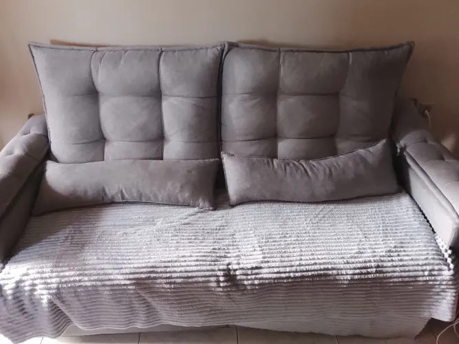 Vendo só portátil cinza novo 1 mês de comprado, vendo pós não cabe no apartamento