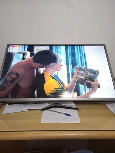 Vendo TV semp 32 polegadas