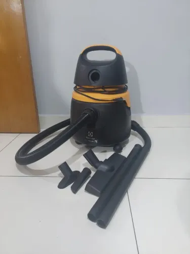 Aspirador Eletrolux 1400W