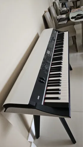 Piano digital KORG GRANDSTAGE X