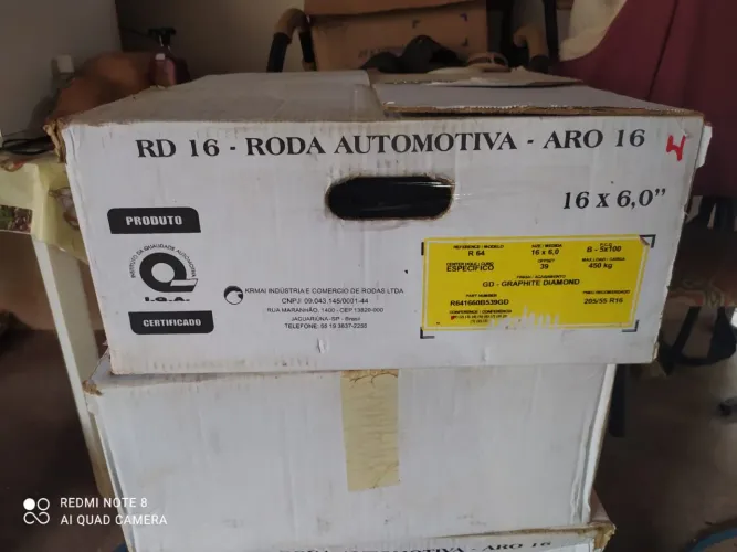 Aro 16 Toyota originais.