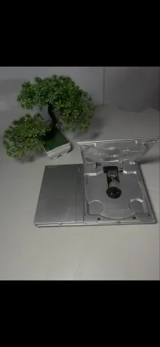 Ps2 prata ( pra conserto ou retirada de peças )