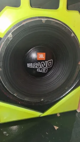 Vendo auto Falante de SUB de 15" 3.8 Selenium Reparo novo (Testa a impedância na hora)