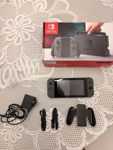 Nintendo Switch V1 Cinza