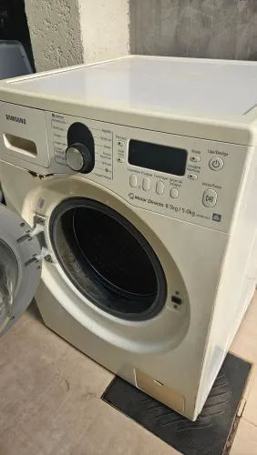 Vendo Máquina de lavar Samsung c/ entrada frontal