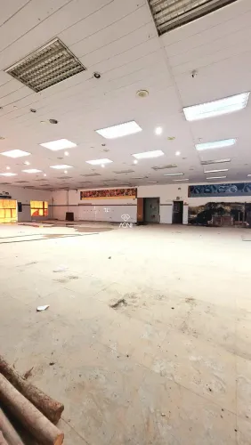 Lojão com 584m² na Praia do Suá- Disponível para locação imediata REF: 668