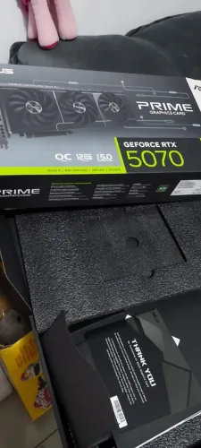 Rtx 5070 Asus zero