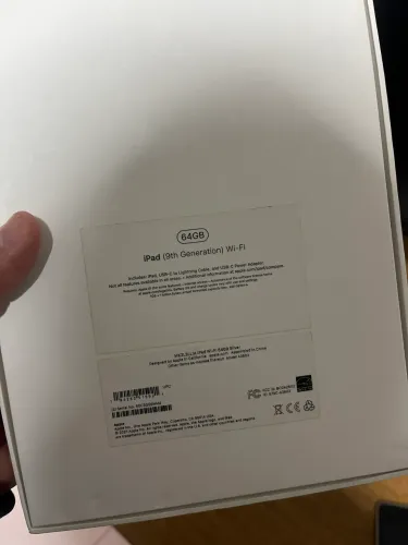 iPad 9 com capa, teclado e mouse