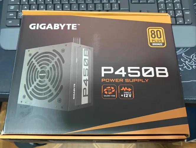 Fonte Gigabyte P450B 450W 80+ Bronze - Excelente estado