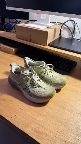 Tênis de Corrida Asics Kayano 31 TAM 39