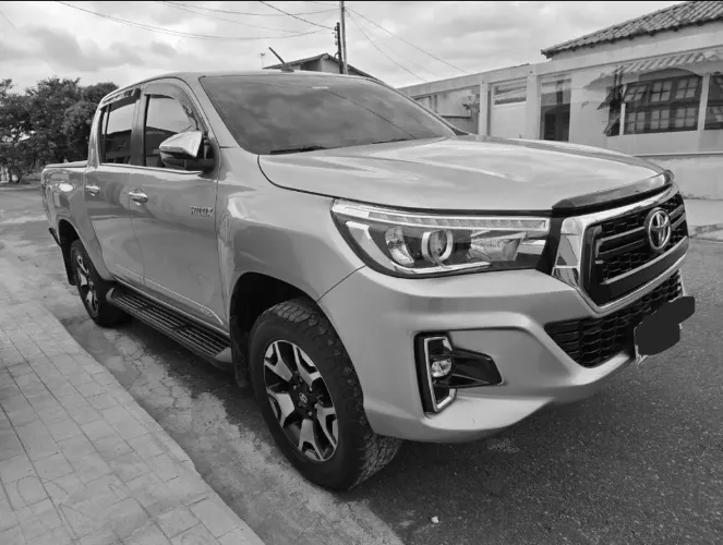 Toyota Hilux CD SRX 4X4 2.8 TDI 16V Diesel Aut. 2019