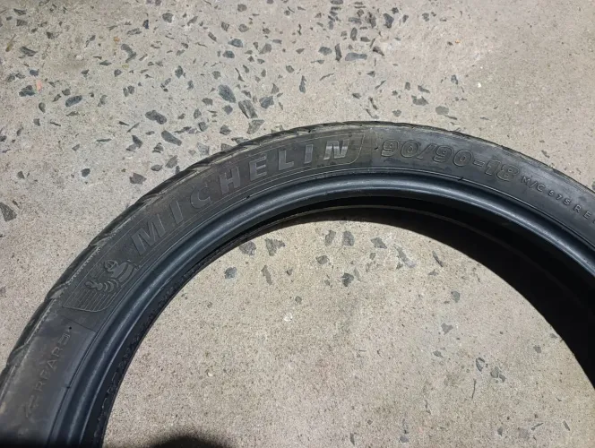 Pneu Michelin 90/90 Factor 2025