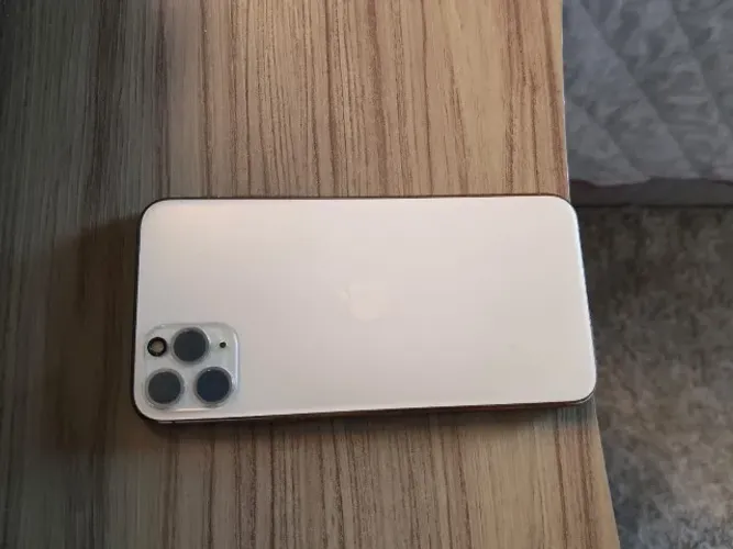Vende se IPhone Pro Max 11