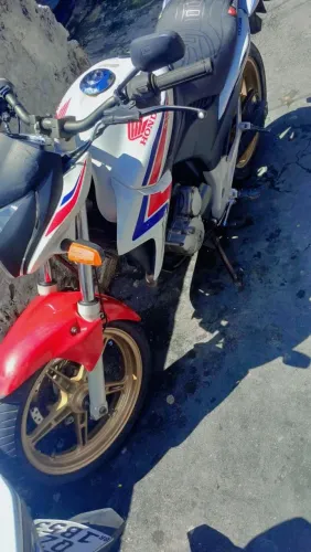 Vendo Aceito cartão CB300R