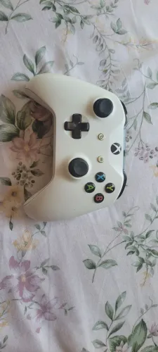 Controle Xbox One Branco