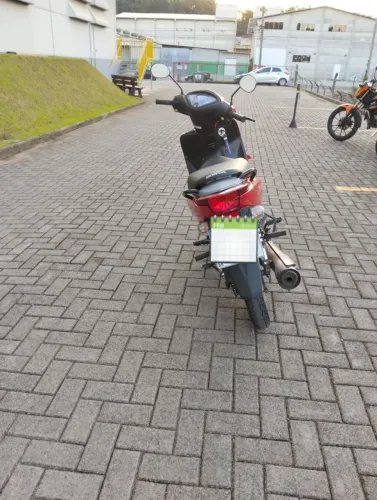Honda Biz 125ES | 2011 | Vermelha <br>