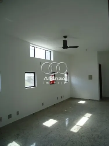 Sala para locação na Avenida Raja Gabaglia