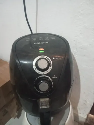 funcionando perfeitamente único detalhe está faltando o acabamento do puxador