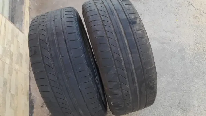 Pneu carro aro 17