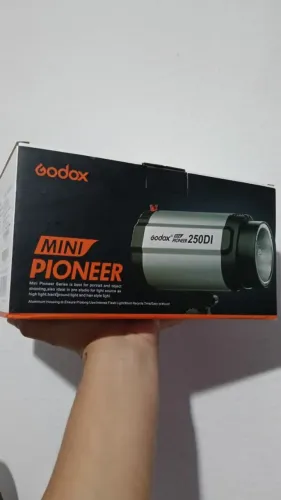 TOCHA GODOX 250DI NOVA