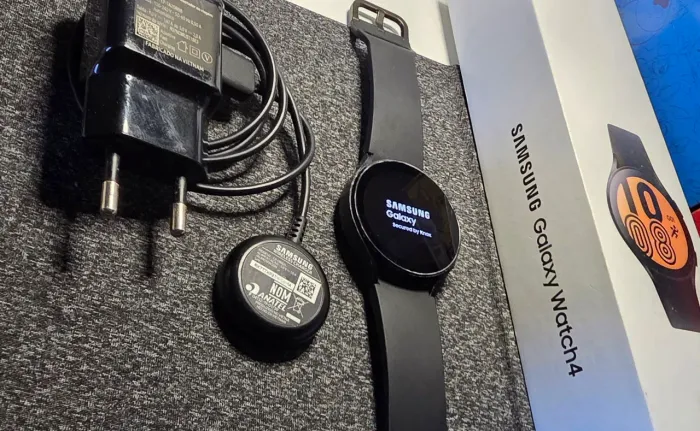 Samsung Galaxy Watch 4