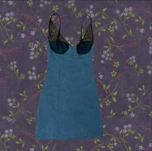 Vestido Midnight Lace Dress